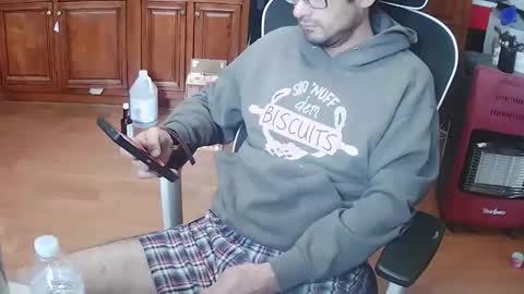 jd19852 online show from December 15, 7:43 pm