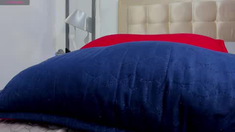 Snapshot of jdaniel_shellby chatting on February 11, 3:29 am jhon online show from February 11, 3:29 am