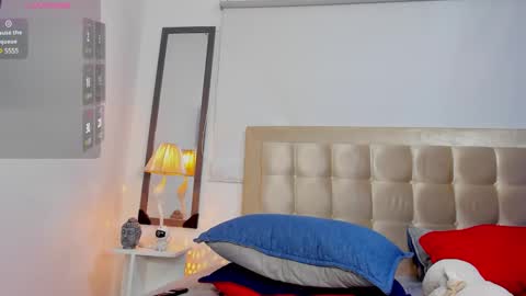 Snapshot of jdaniel_shellby chatting on February 12, 7:02 am jhon online show from February 12, 7:02 am