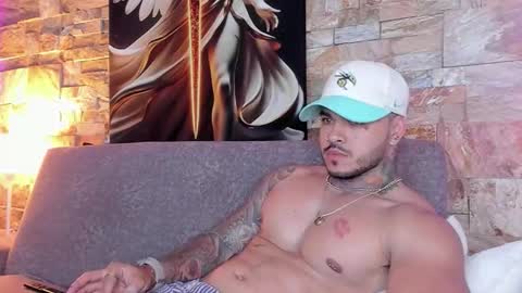 Jean  axelcrow       Modelo Independiente online show from September 24, 7:26 am