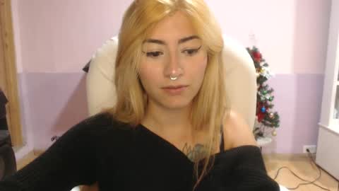 Jean online show from February 22, 11:13 pm