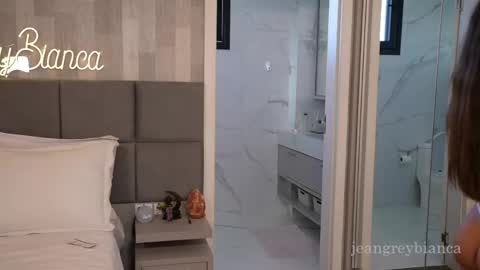 Bianca online show from March 31, 7:14 pm