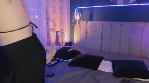 Jean online show from October 23, 8:21 pm