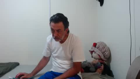 jeans_and_emma online show from April 3, 1:12 am