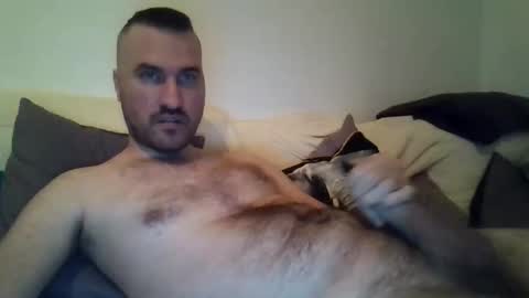 somefucker6666 online show from February 12, 9:18 pm