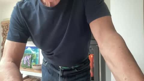 Sensual Jeeves online show from March 6, 11:42 am