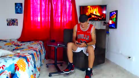 jeffer21_hot online show from June 22, 12:01 pm