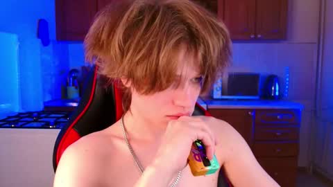 Jeffrey online show from December 15, 6:59 pm