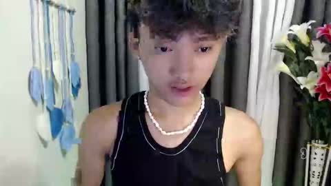 jemart_urnaughtboy online show from April 7, 11:45 am