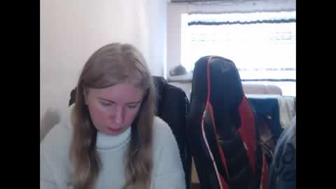 JenisAndPeter online show from March 3, 7:26 am