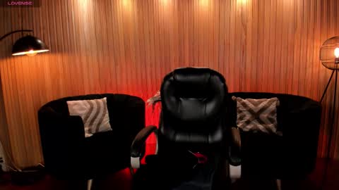 Jenna Olson  online show from March 10, 10:08 am