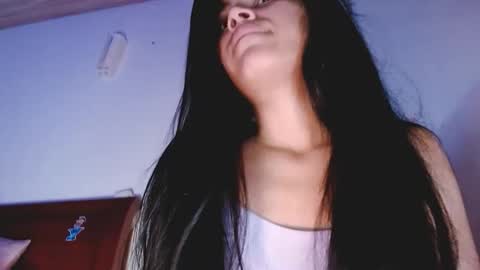 jenner_lena online show from April 16, 7:52 am