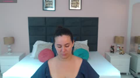 jenner_madison online show from November 20, 4:15 pm