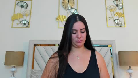 jenner_madison online show from June 6, 2:23 pm