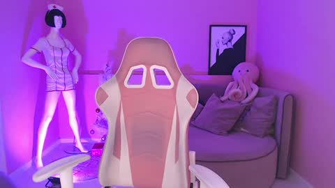 Ellis online show from January 17, 11:29 pm