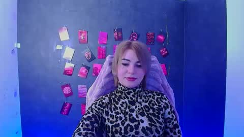 Jennifer online show from February 3, 6:51 am