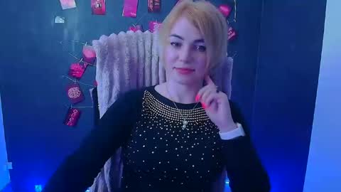 Jennifer online show from May 4, 11:50 am