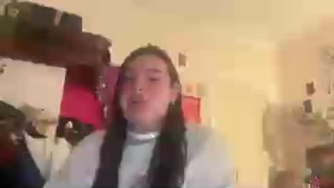 jennifer_robbie online show from May 25, 8:42 am