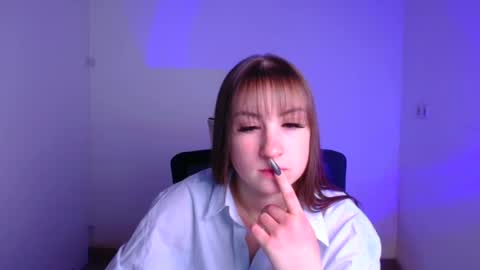 Snapshot of jennifer_xo_ chatting on February 10, 10:09 am Jennifer online show from February 10, 10:09 am