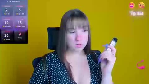 Snapshot of jennifer_xo_ chatting on September 23, 6:18 am Jennifer online show from September 23, 6:18 am