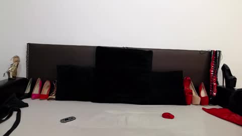 Jenny online show from March 5, 7:39 am