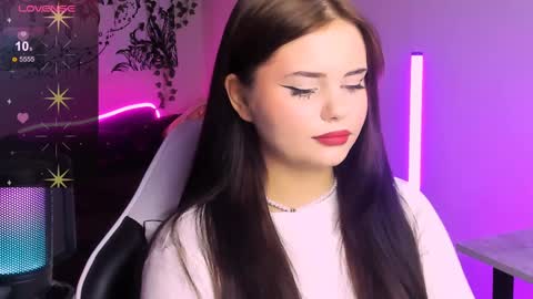 Jenni online show from December 8, 5:11 pm