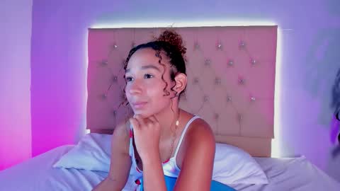 jenny__lawrence online show from January 10, 7:52 pm