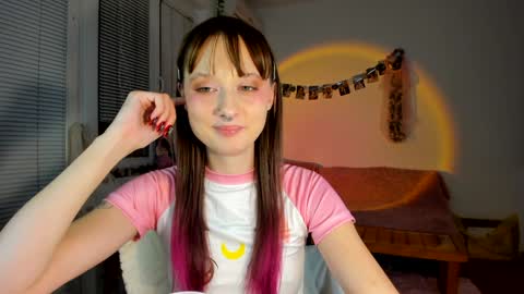 Jennifer Jenny Darling   online show from December 5, 6:28 pm