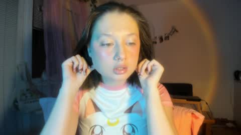 Jennifer Jenny Darling   online show from March 29, 6:09 pm