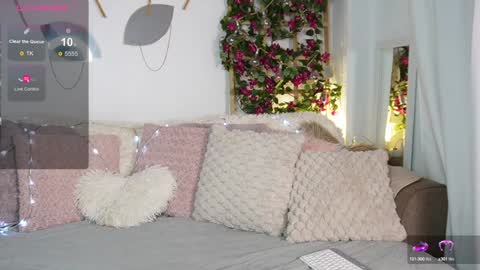 Snapshot of jenny_roberts96 chatting on January 30, 8:21 pm Jenny Roberts online show from January 30, 8:21 pm