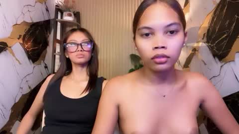 jenny_sweetgirlx online show from June 6, 7:03 am