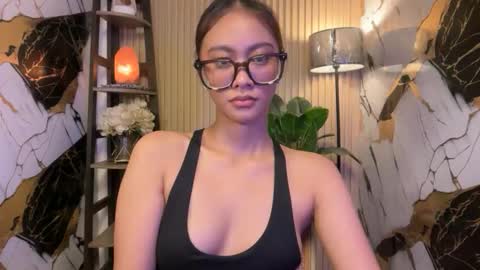 jenny_sweetgirlx online show from June 7, 7:13 am