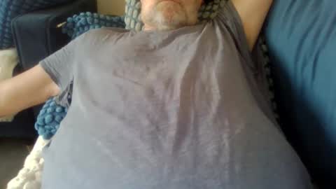 jens19651 online show from April 21, 5:14 am