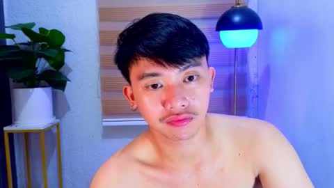 jeppie online show from November 30, 4:25 pm