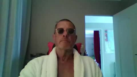 Snapshot of jerflor chatting on October 19, 1:49 pm jerflor online show from October 19, 1:49 pm