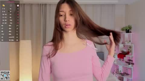 Keira online show from October 20, 4:39 am