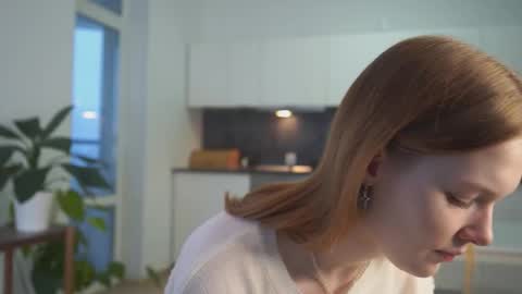 Molly online show from December 22, 4:41 am