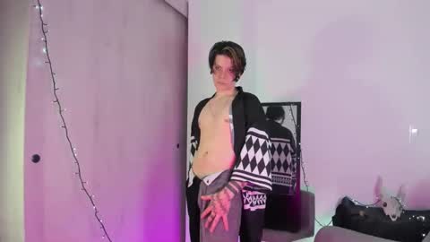 Angelo online show from December 13, 11:00 pm