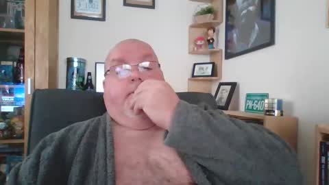 Harry online show from October 30, 8:37 am