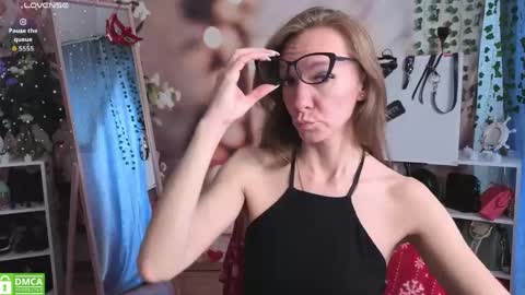 jesica_moon_peachyy online show from May 8, 4:07 am