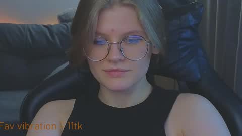  JessieVibes online show from October 2, 4:06 pm