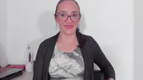 jessica herreraToday I will be your devil and you my victim online show from December 5, 11:23 pm