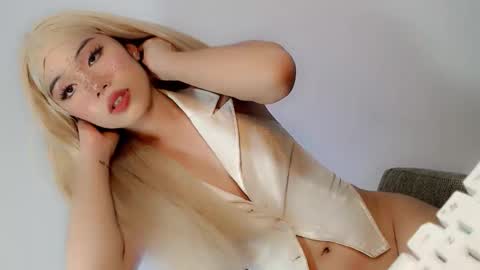jessalicious1 online show from May 20, 1:39 pm