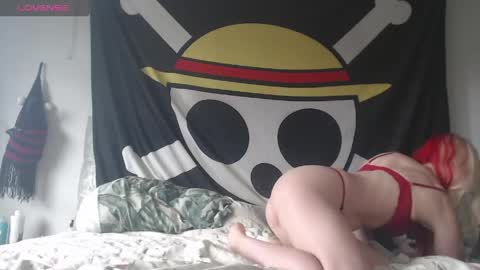 Mona Minx online show from June 3, 11:35 am