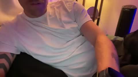 jesserowan online show from July 23, 3:15 am