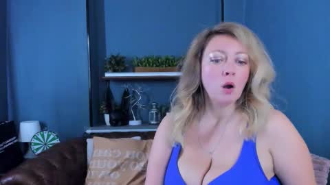 Jessica online show from October 9, 3:28 pm