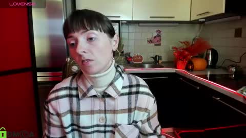 jessicaforris online show from November 19, 8:13 am