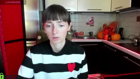 jessicaforris online show from October 20, 6:51 am