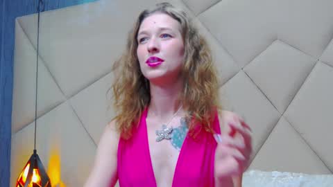 Snapshot of jessicagibson chatting on February 3, 4:41 pm Jessica online show from February 3, 4:41 pm