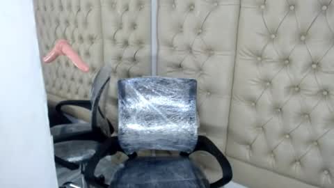 jessicahott01 online show from October 28, 8:21 pm